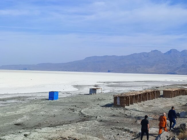 تازه‌ترین تصاویر از پائیز دریاچه ارومیه را ببینید