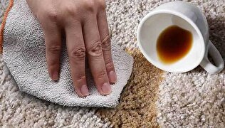 قوی‌ترین لکه قالی و قالیچه را باید چگونه از بین ببرید؟
