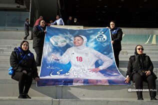 - خشم و عصبانیت همبازی ملیکا محمدی از تیم ملی فوتبال ایران