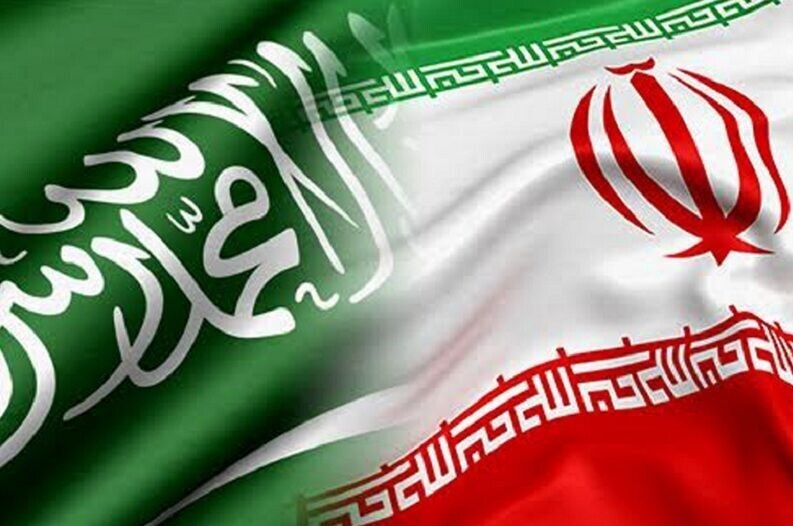 - عربستان برای مقابله با سلطه آمریکا همراه ایران شد