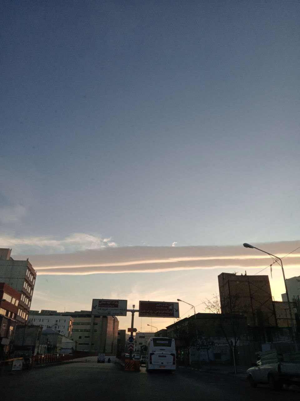 ابر عجیبی که دیروز در مشهد دیده شد +تصاویر