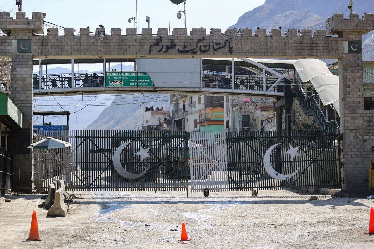 طالبان هم پاکستان را تهدید کرد: مرزها را برای همیشه می‌بندیم