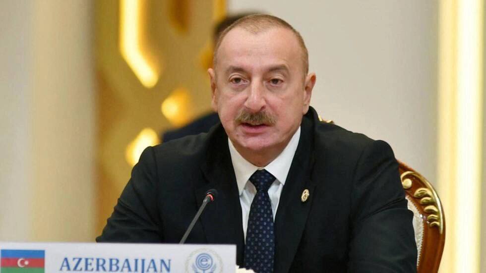 - آذربایجان دو دیپلمات فرانسوی را اخراج کرد!