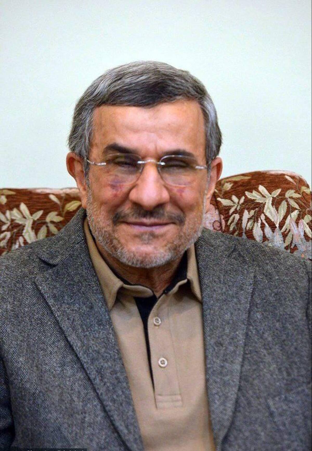 ماجرای تغییر چهره احمدی‌نژاد چیست؟! +عکس