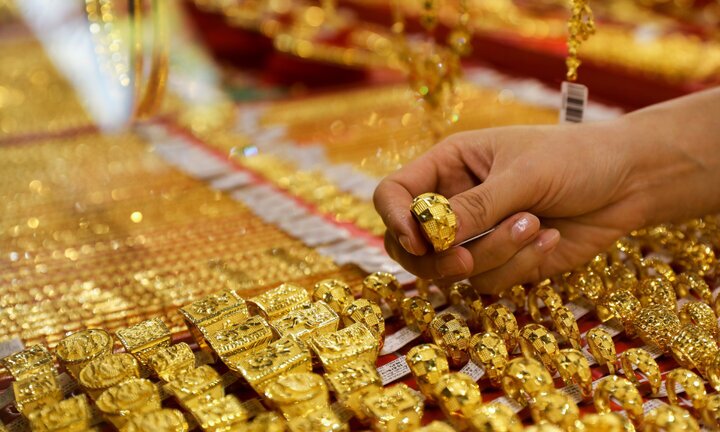 - بازار طلا به لرزه درآمد؛ قیمت‌ها بازهم کاهش یافت +نمودار