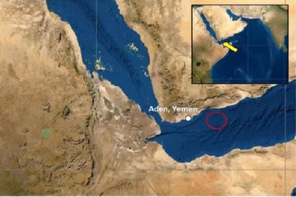 - یمن بازهم کشتی آمریکایی را به موشک بست