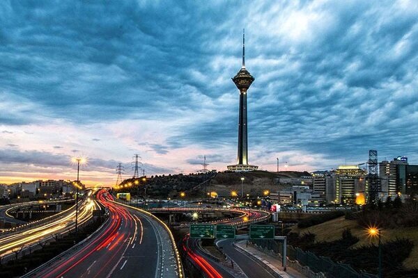 - هوای قابل قبول تهران بعد از یک شب بارانی