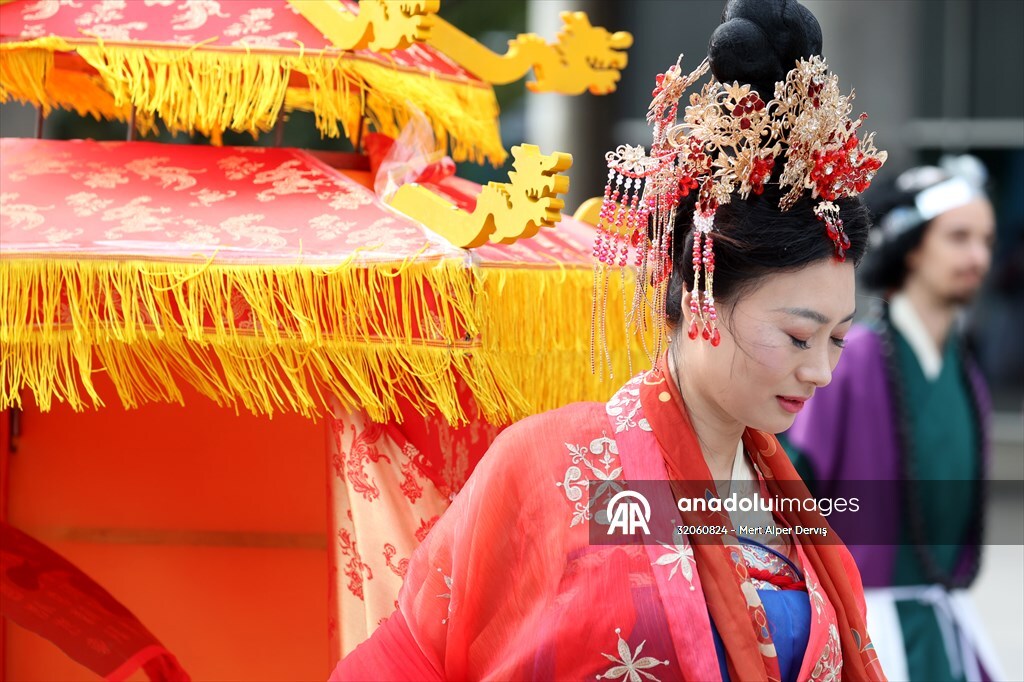 تصاویری از جشن ۳۰۰۰ سال هنر و فرهنگ چین در کانادا