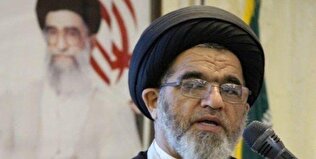 انتقادات تند امام جمعه دهلران از رئیسی و هیئت دولت