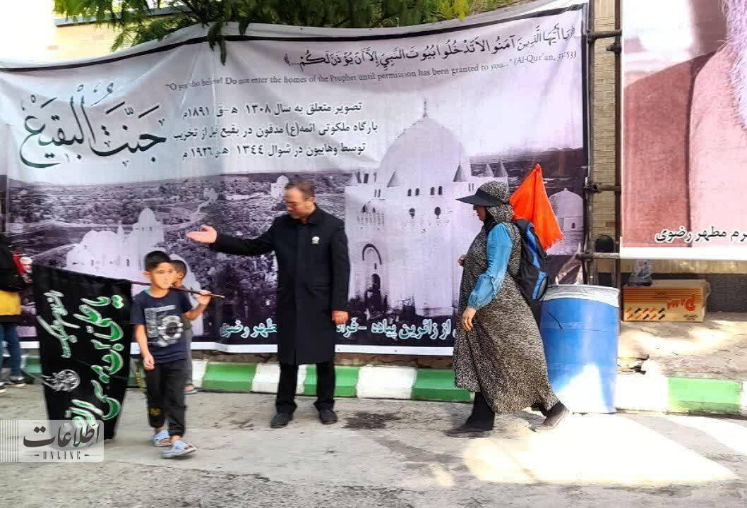تصاویر زائران پیاده‌روی حرم رضوی در مشهد