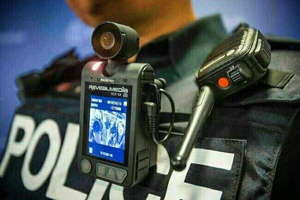 - ۲۸ هزار مامور پلیس به دوربین البسه مجهز می‌شوند