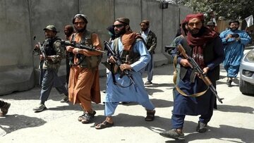 - بازداشت یک معلم توسط طالبان به دلیل تدریس دختران!