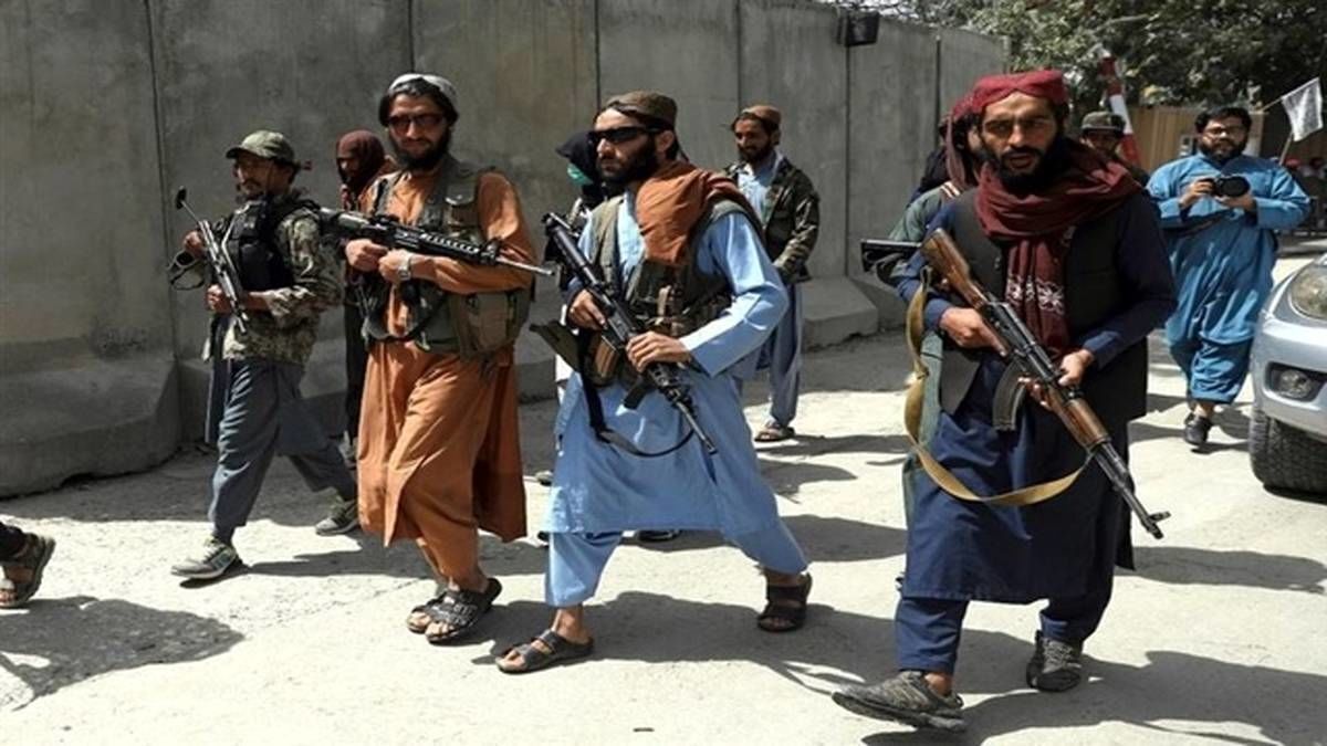- طالبان ۳ خبرنگار شیعی را آزاد کرد