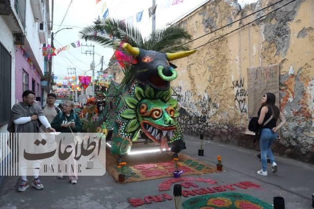مکزیکی‌ها با رقص و آواز به پیشواز مردگان می‌روند +تصاویر