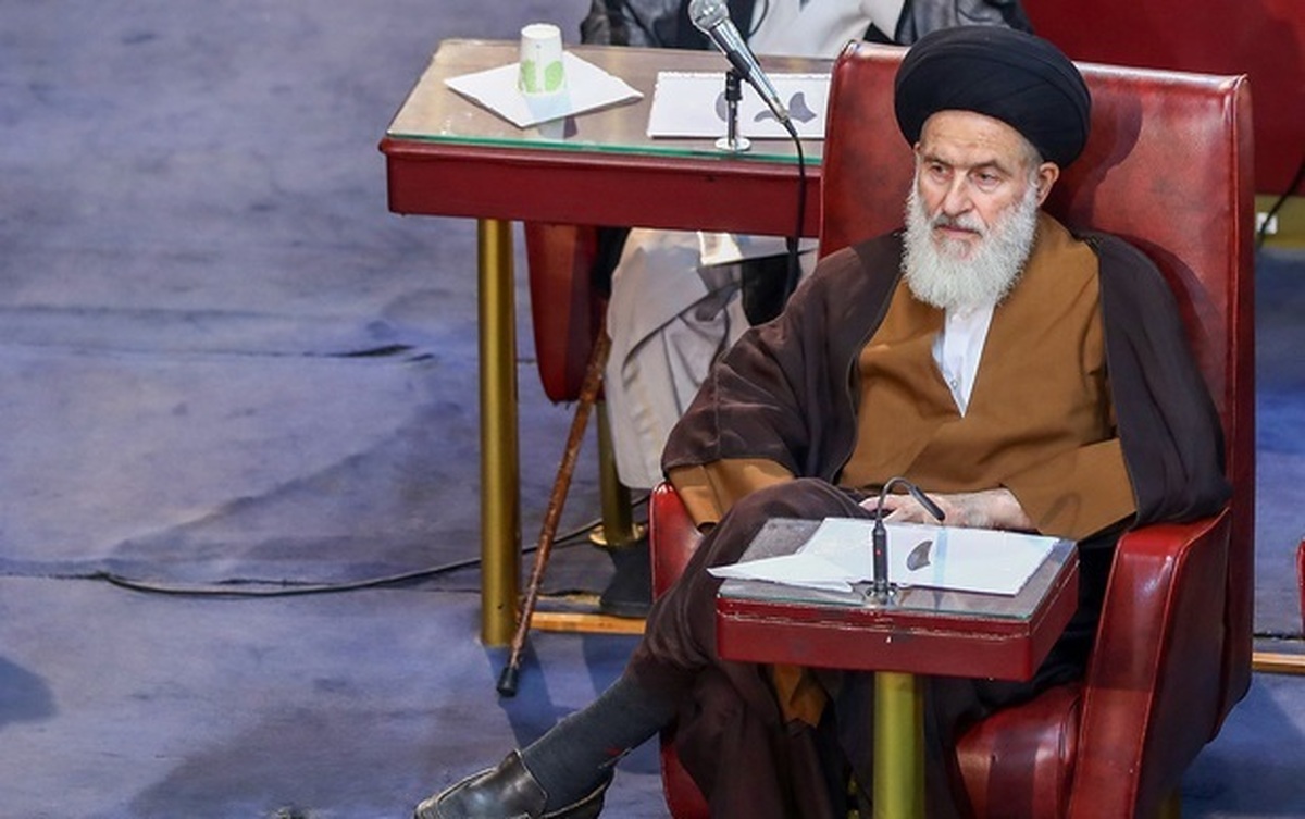 حسن روحانی باید ردصلاحیت شود/ روایت جنجال در جلسه اخیر خبرگان