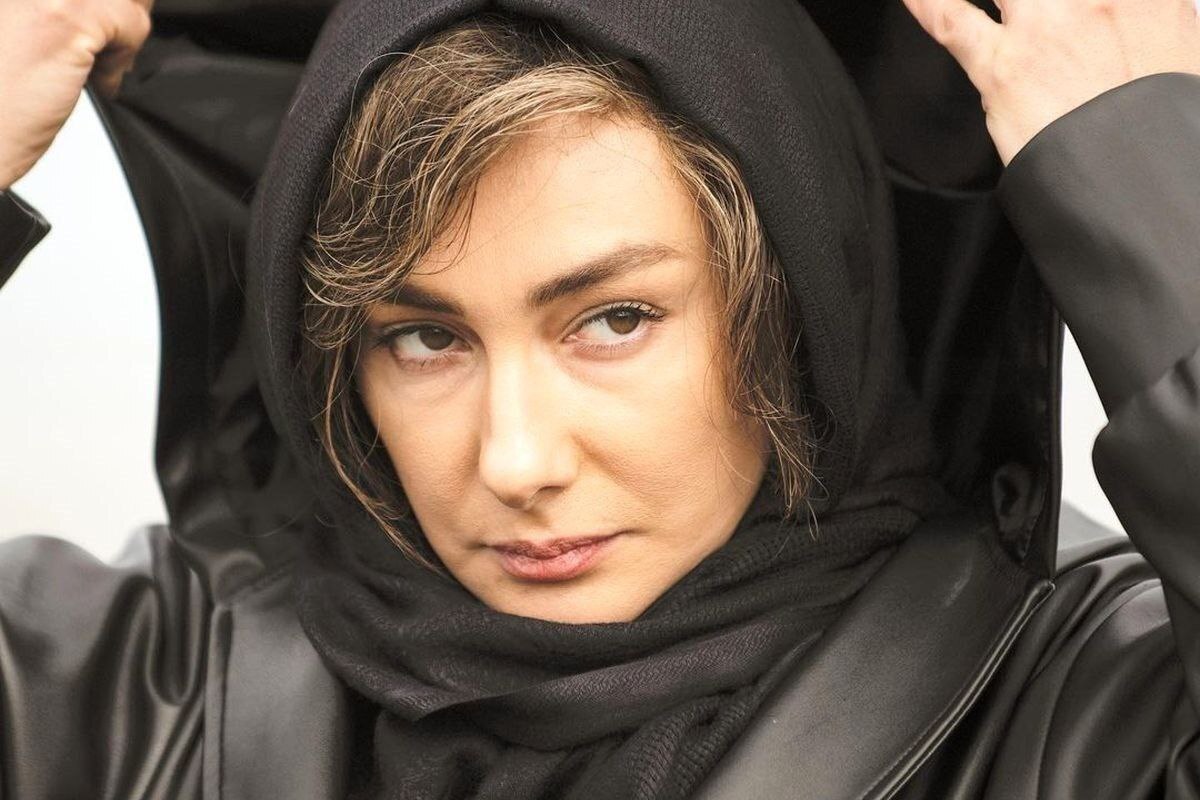 بازیگر زن مشهور ایرانی به دادگاه احضار شد +عکس