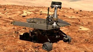 - ویدئوی واقعی از کاوشگرِ مریخی آپورچونیتی در حال حفاری خاکِ مریخ