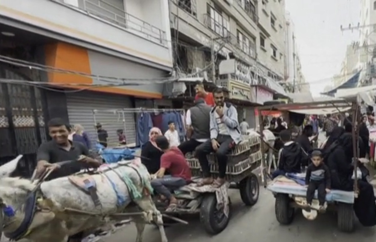 الاغ‌ها وارد خیابان‌های غزه شدند +تصاویر