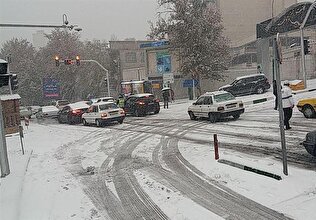 - تهرانی‌ها منتظر بارش برف باشند؟