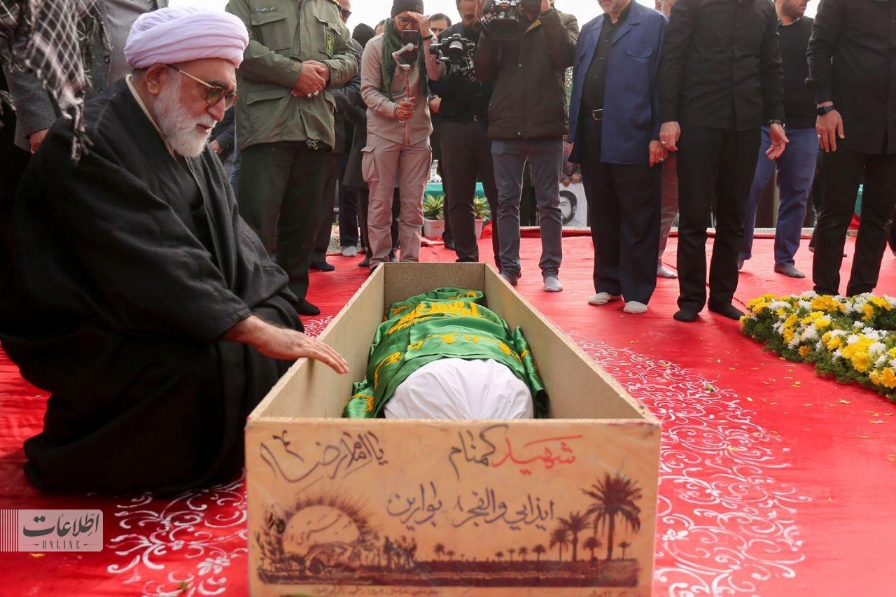تصاویری متفاوت از خاکسپاری شهید در مشهد