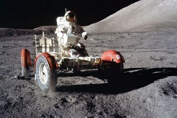 - پلیدی‌های مشمئزکننده‌ای که انسان‌ها روی ماه جا گذاشتند!