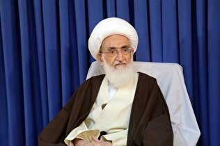 - مرجع تقلید شیعیان به دولت درباره شرایط اقتصادی تذکر داد