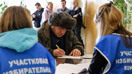 - جعل ۲۲ میلیون برگه رای در انتخابات روسیه رسماً به نفع پوتین