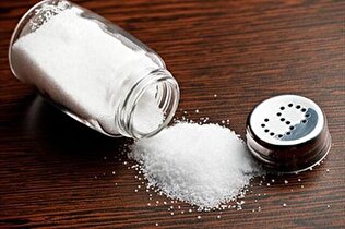 - اگر میخواهید سرطان نگیرید نمک نخورید