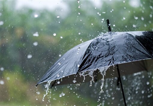 - بارش‌ها در ایران سالانه یک میلیمتر کاهش می‌یابد