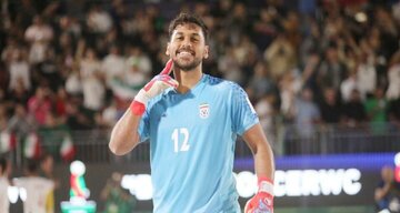 - گفتگوی خواندنی با بهترین گلر فوتبال ساحلی ایران که جهانی شد!