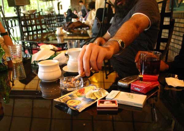 در کافه‌ها و کافی‌شاپ‌های تهران چه می‌گذرد؟