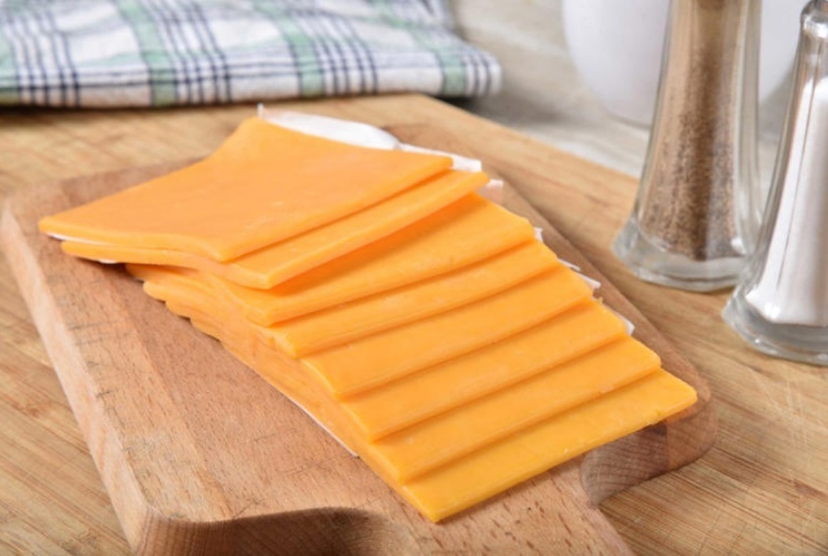هشدار: از خوردن این نوع پنیرها پرهیز کنید!