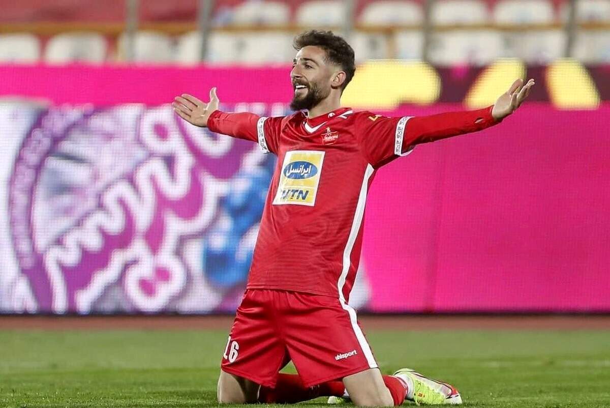 بمب جدید نقل‌وانتقالات؛ واکنش مثبت مهاجم پرسپولیس به پیشنهاد استقلال! +عکس